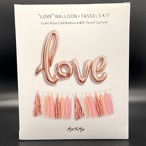 “Love” Balloon & Tassel Kit